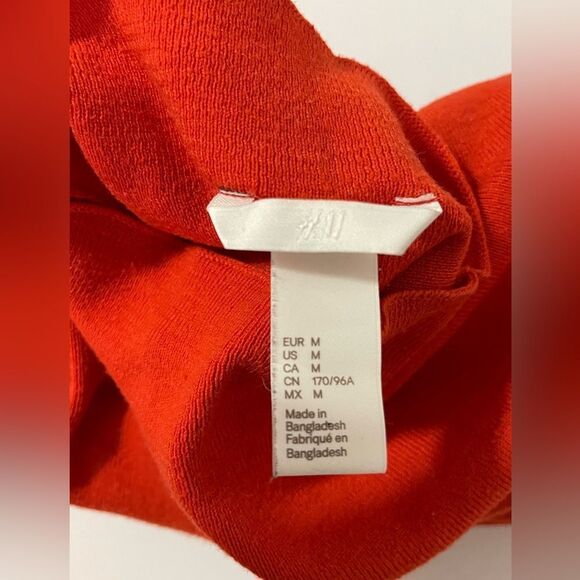 Women’s Mock Turtleneck Sweater. - Picture 4 of 5